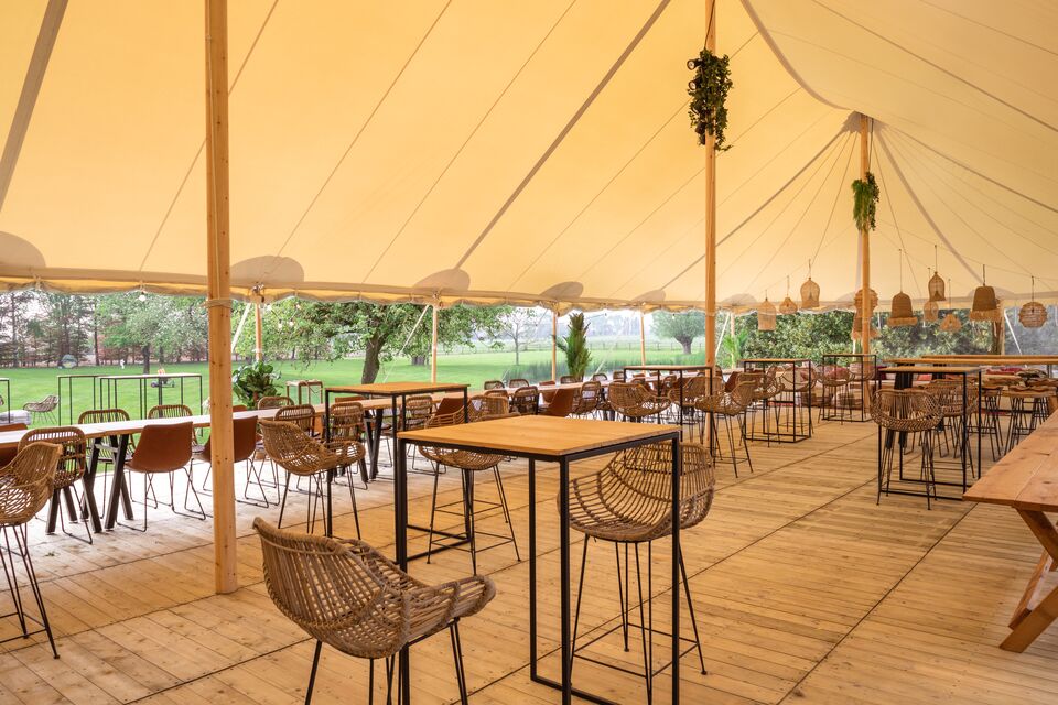 Sailclothtent - silhouettent huren - trouwtent - stretched.be