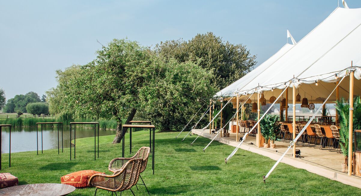 Sailclothtent - silhouettent huren - trouwtent - stretched.be