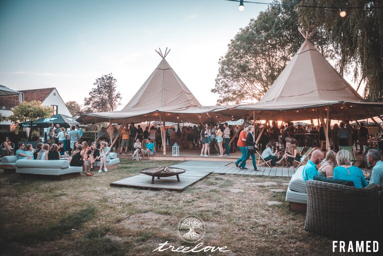 Tipi tent huren - giant hat kata - tentipi - Wigwam huren