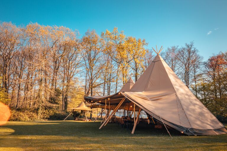 Tipi tent huren I Nordictent I Little hat I Stretched.be